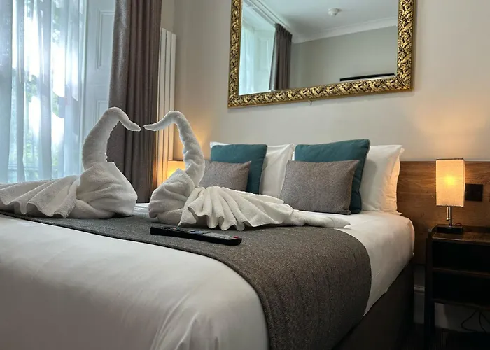 Tudor Court Hotel Londra